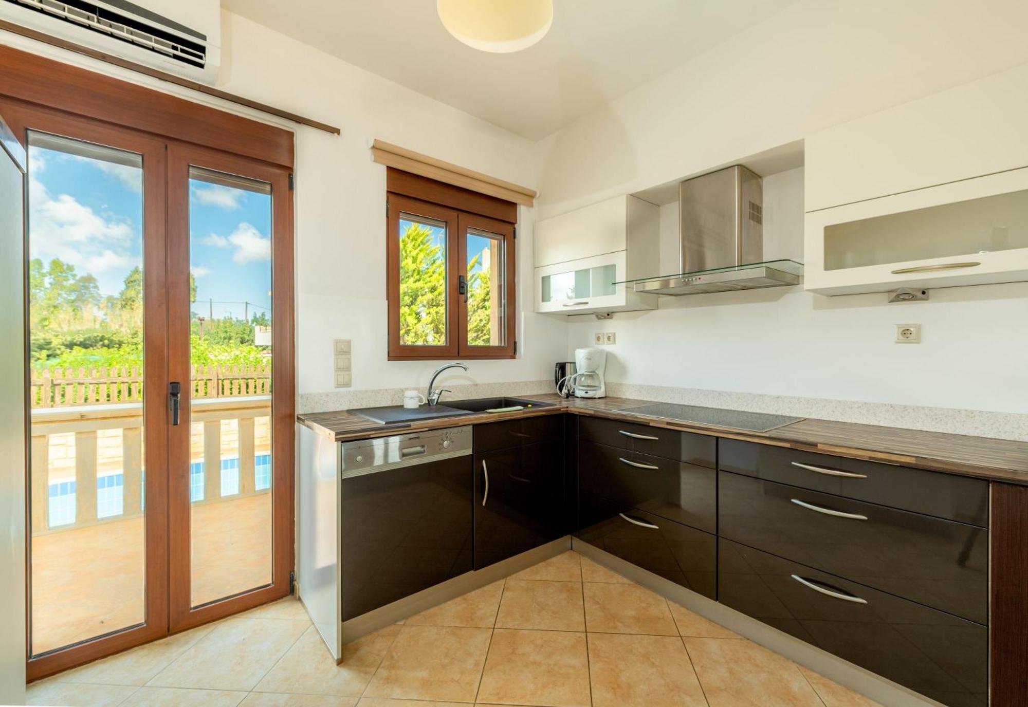 הרסוניסוס Summer Dream Villas חדר תמונה